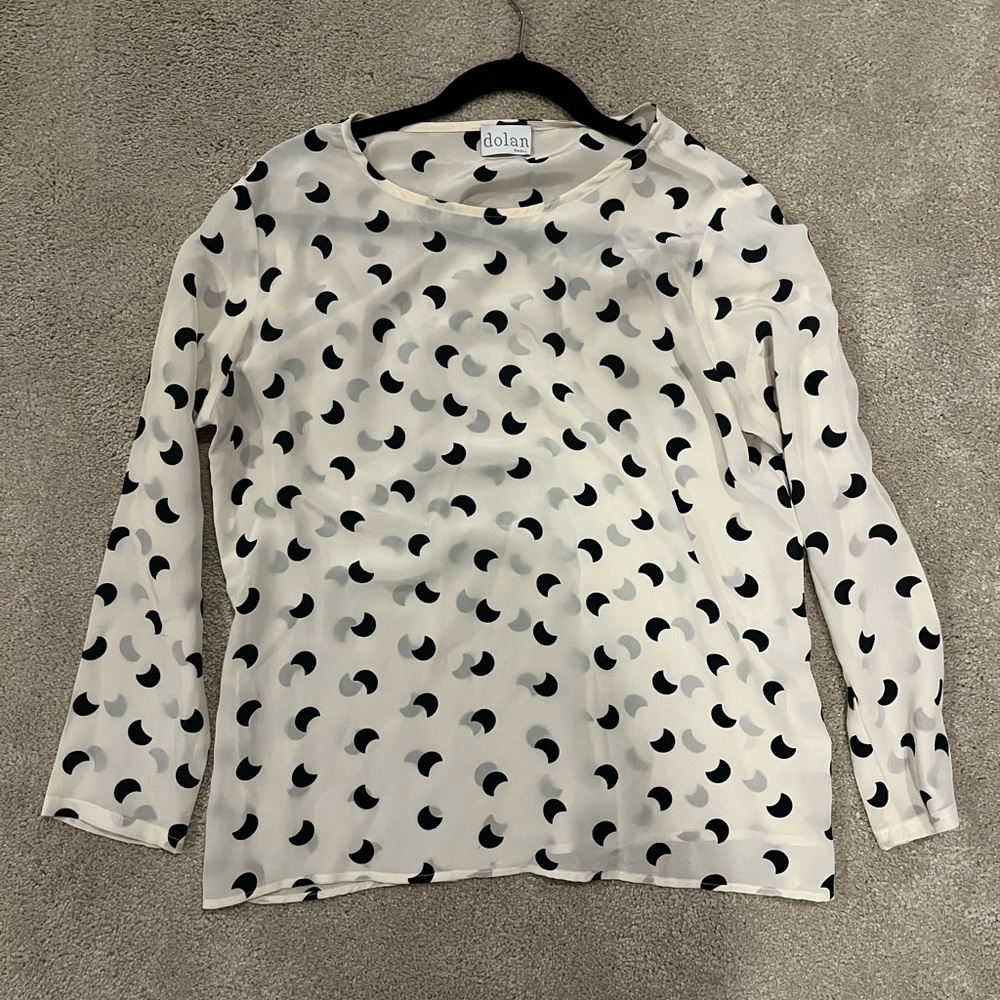 Dolan Black and White Crescent Pattern Top